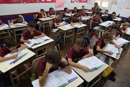 Al comparar las regiones del país, el informe identifica diferencias en los desempeños y en la evolución registrada desde 2023
