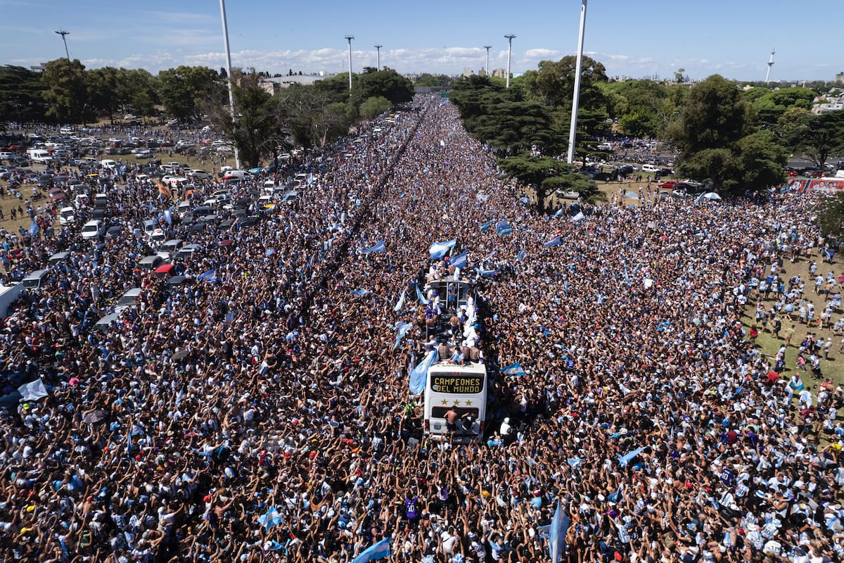 *** -- ATENCIÓN EDITORES -- ***
Lxs Autorxs de las presente fotografía y la Asociación de Reporteros Gráficos de la República Argentina (aRGra) autorizan la publicación de las presentes imágenes exclusivamente con los fines de difusión de la "Muestra de Fotoperiodismo Argentino Edición 34º – Período 2022", consignando la mención del nombre de lxs Autorxs correspondientes, no pudiendo cederse o transferirse a terceras personas. Las Obras deberán ser respetadas en su composición.