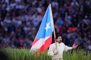 Bad Bunny es reconocido por la Academia Puertorriqueña de la Lengua Española