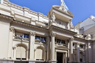 Previsión de crecimiento de la Argentina para 2026 se revisa al alza: sondeo del Banco Central