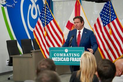 DeSantis informó que los trabajadores estatales tendrán un fin de semana largo en julio que se extenderá del 2 al 5