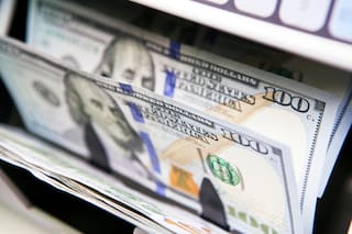 Las preguntas y respuestas más frecuentes sobre cómo depositar los dólares que están “debajo del colchón”