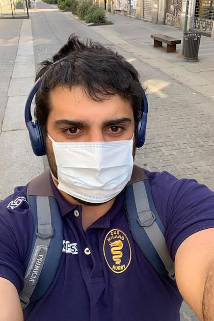 Durante la pandemia Cambareri hizo una experiencia en Europa, donde logró dos ascensos en Milán; luego tomó en familia la decisión de retornar a Argentina.