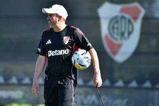 Empiezan el ciclo y el desafío de Coudet en River: recuperar a un plantel en el que todos corren desde cero