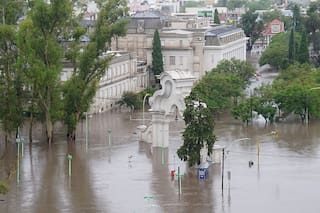 La devastadora inundación de Bahía Blanca, analizada por expertos
