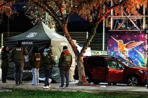Una banda de menores les robó el auto: murió un chico de 12 años tras ser arrastrado 5 kilómetros