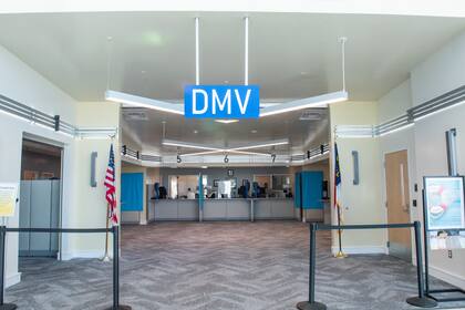 El DMV puede rechazar y suspender licencias de conducir por motivos de salud