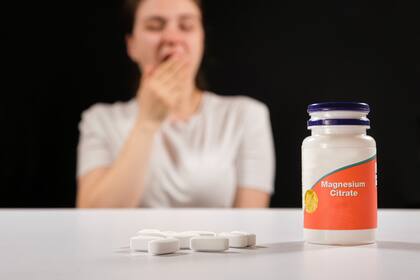 El magnesio contribuye a la producción de proteínas, el mantenimiento del ADN y la regulación de la presión arterial