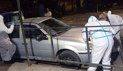 El Volkswagen Gol secuestrado en el marco del asesinato del empresario Esteban Izzo, en San Antonio de Padua