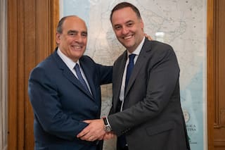 Francos se refirió a la designación de Santilli como jefe de Gabinete y criticó a Adorni