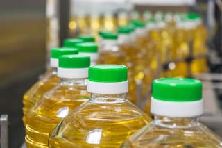 Denuncian ante la Anmat la venta de aceite rotulado como “100% girasol” que estaría mezclado con otro aceite