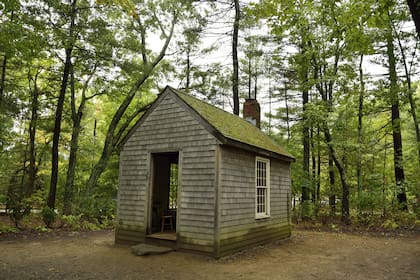 La cabaña de Concord en la que Thoreau vivió, en 1845, su retiro en el bosque