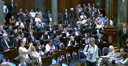 La Legislatura porteña durante la sesión preparatoria en la que Christian Gribaudo asumió como secretario administrativo