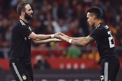 La posta generacional en la selección, de Gonzalo Higuaín a Lautaro Martínez; “A Lautaro le diría que esté tranquilo, porque ahora es todo color de rosas con él…Y Lautaro, y Lautaro, y Lautaro… Hasta el 2014 fui el mejor número 9 del mundo, y después de Alemania se acabó todo”, reflexiona Pipita
