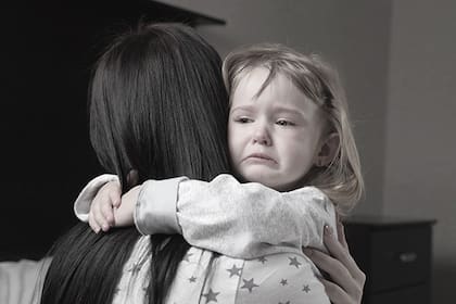 La tarea es educar a los niños y lograr que se fortalezcan y tengan recursos para responder desde su cerebro integrado en lugar de reaccionar desde su cerebro primitivo