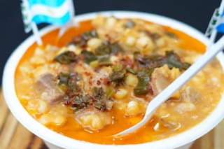Más de 35 puestos en el festival de comidas patrias: cuándo y dónde es y por cuánto se puede comer locro y empanadas