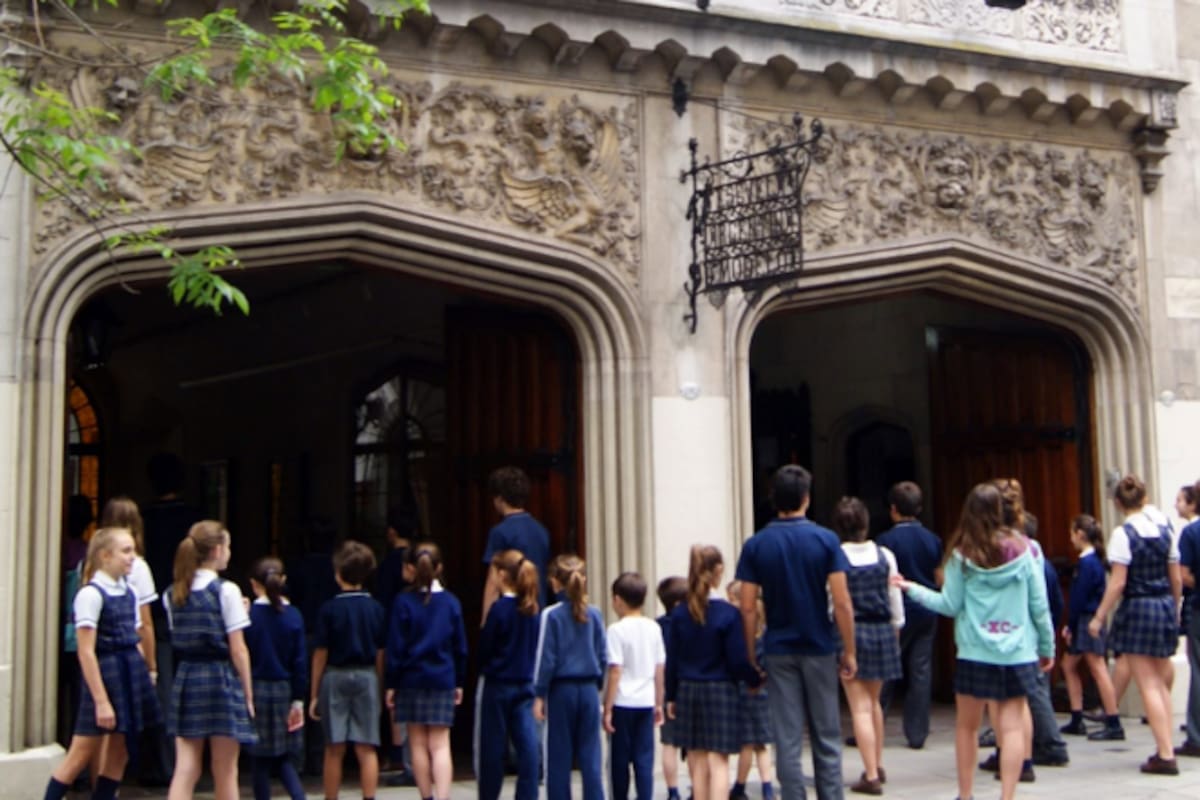 Los alumnos finalizarán este año con el esquema previsto y la unificación de sedes y comunidades educativas comenzará el año próximo