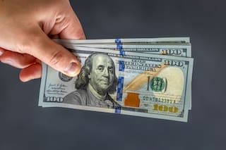 A pedido del Gobierno, los bancos abaratan los costos para traer dinero del exterior