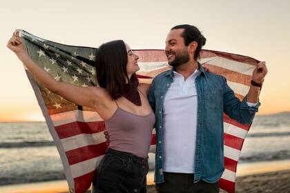 Los cónyuges de ciudadanos estadounidenses enfrentan un camino más complejo hacia la green card en Estados Unidos