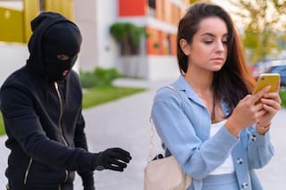 ¿Te robaron el celular? Una guía paso a paso para evitar (más) problemas