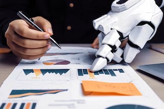 EE.UU. crea una organización para capacitar y reubicar trabajadores frente al avance de la IA