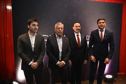 Noche de los Intendentes en Rosario:
Nacho Torres, Alfredo Cornejo, Gustavo Valdez y Maximiliano Pullaro