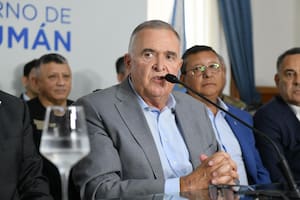 La reacción de Jaldo ante la polémica por la ausencia de Tucumán en un mapa difundido por Milei