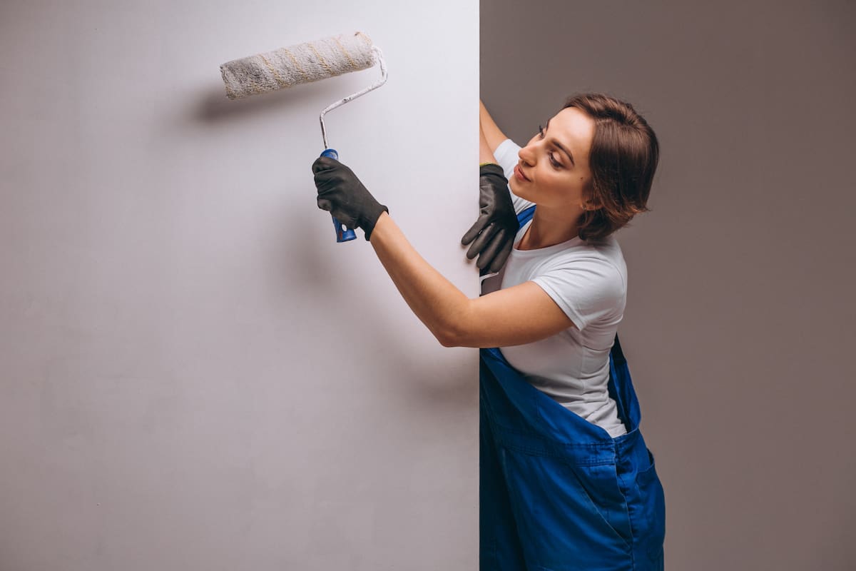 Pintar las paredes es una de las maneras de transformar completamente una casa de manera simple y rápida