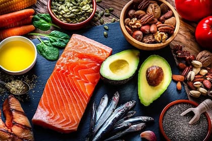 Qué es el metabolismo? Los especialistas de MayoClinic señalan que el metabolismo es el proceso por el cual el cuerpo convierte lo que come y bebe, en energía