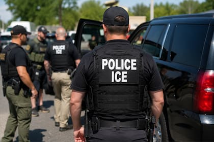 Según los informes, el ICE arrestó a más de 6200 menores durante el segundo mandato del presidente Donald Trump