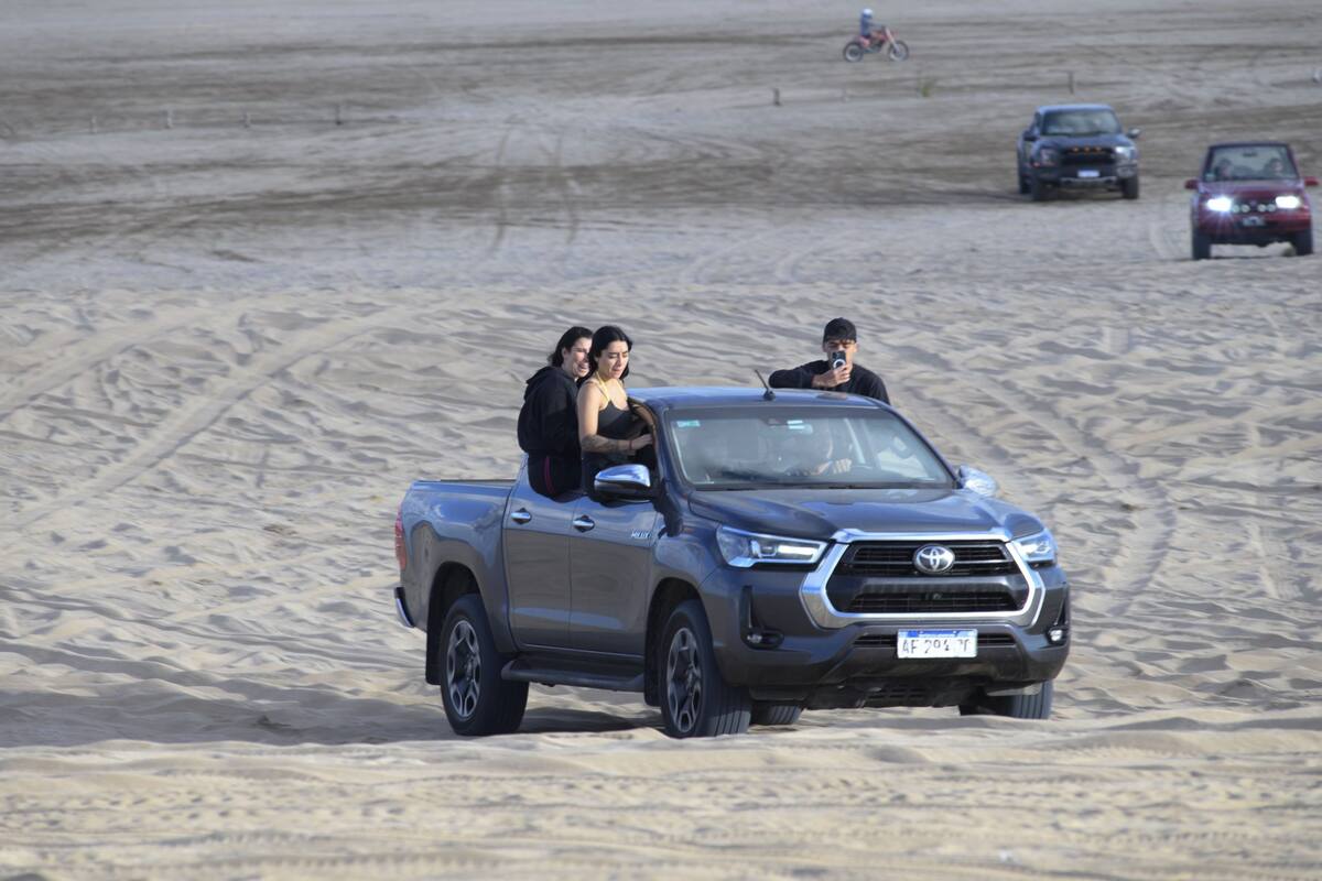 Travesías en las zonas de médanos de Pinamar y Villa Gesell
