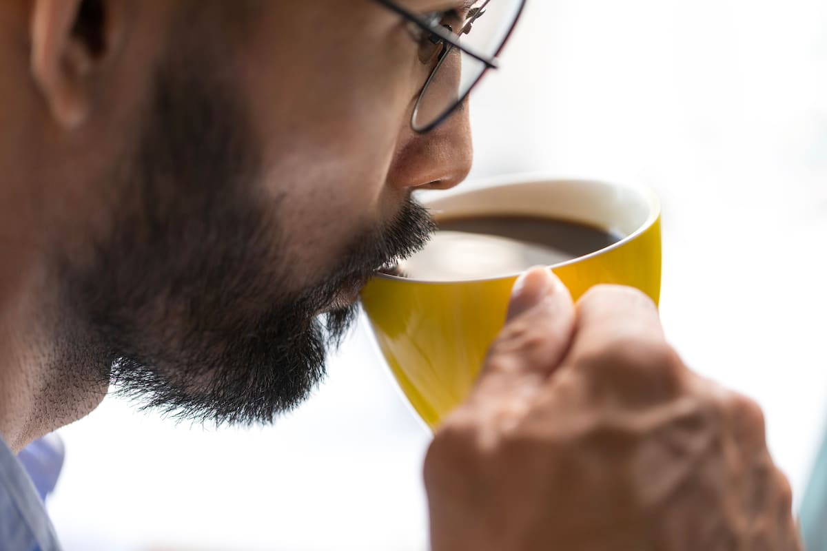 Un estudio reciente vincula el consumo de café con cambios en el estado de ánimo y la memoria